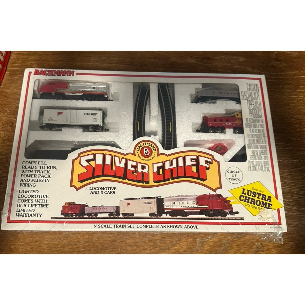 SEALED Bachmann Silver Chief Train Set Lustra Chrome Locomotive SEALED